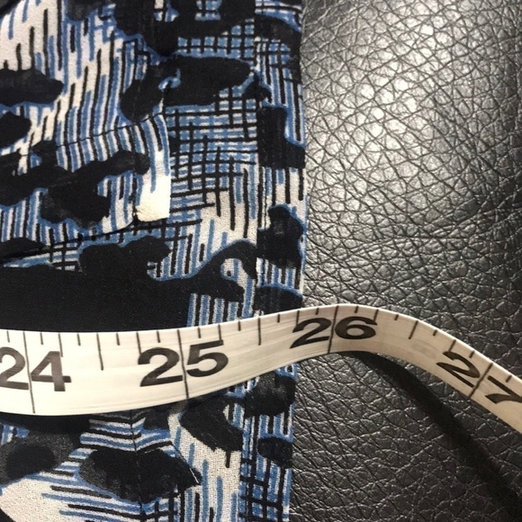 CAbi Fatale blouse style 977 leopard print size XS oversized - Picture 8 of 8